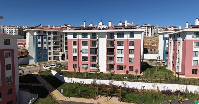 Evlerine geçen Adıyamanlı depremzedeler: Bakan Murat Kurum, her zaman yanımızda Adıyaman Haberleri