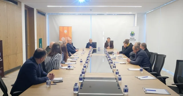 Mobilya öğretmenlerine Mobilya üretiminde atık yönetimi eğitimi düzenlendi Bursa Haberleri