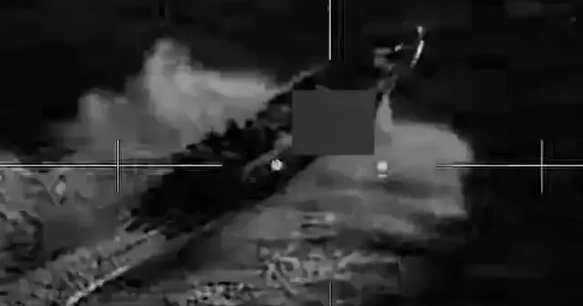 ABD ordusu uyuşturucu taşıyan bir tekneyi daha vurdu VİDEO İZLE