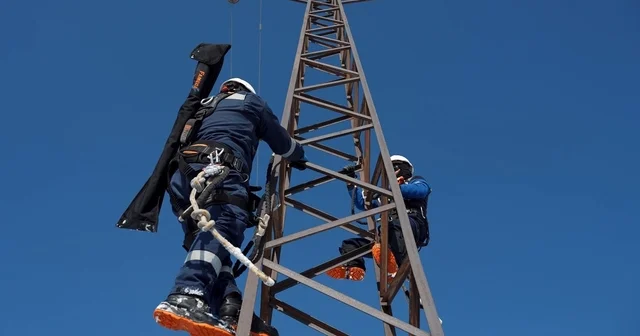 Zorlu coğrafyada büyük başarı: Aras Elektrik tüketici memnuniyetinde zirvede Erzurum Haberleri