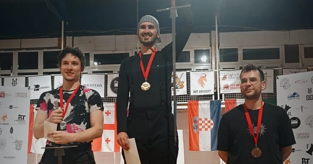 Eskişehirli sporcu, uzun kılıç kategorisinde 3. oldu Eskişehir Haberleri