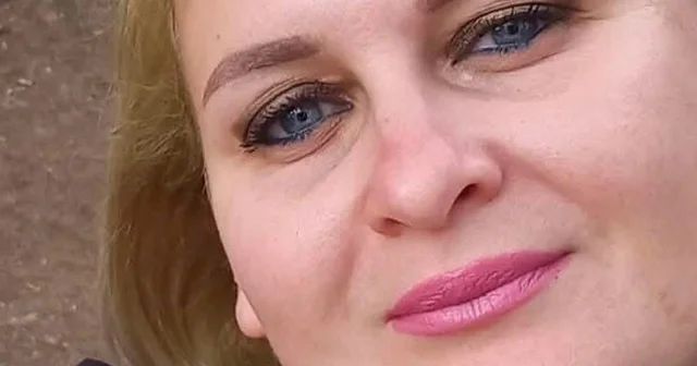 Yolun karşısına geçerken otomobilin çarptığı kadın yaşam mücadelesini kaybetti Antalya Haberleri