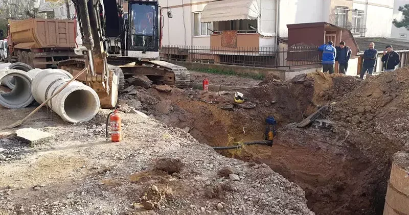 Altyapı çalışmasında doğalgaz hattında sızıntı: 3 sokak ve bir cadde üzerinde kesinti yaşandı