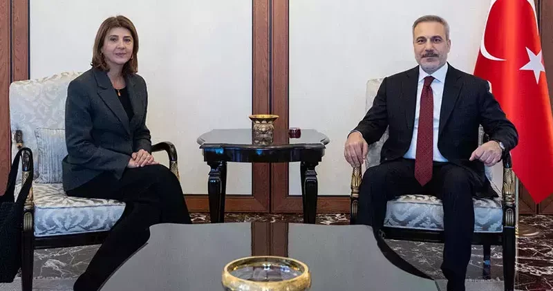 Bakan Fidan, BM nin Kıbrıs Temsilcisi Holguin i kabul etti