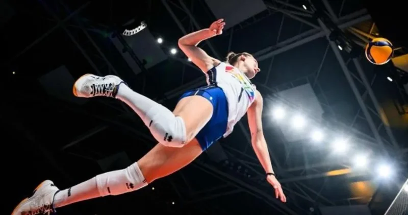 Fenerbahçe ye uçan bomba: İtalyan efsane geliyor