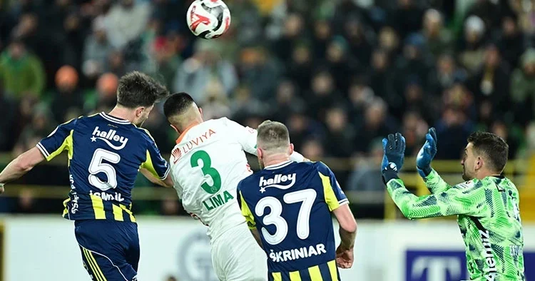 Fenerbahçe direkleri geçemiyor!