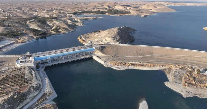 Suriye de, Tişrin Barajı nın altında terör örgütü YPG nin mühimmat deposu bulundu