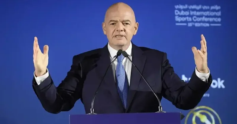 FIFA Başkanı Infantino sahadan çekilen Senegal i eleştirdi: Fas ı tebrik ediyorum