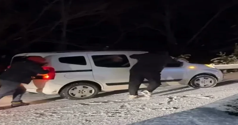 Bursa da kar yağışı ulaşımı aksattı