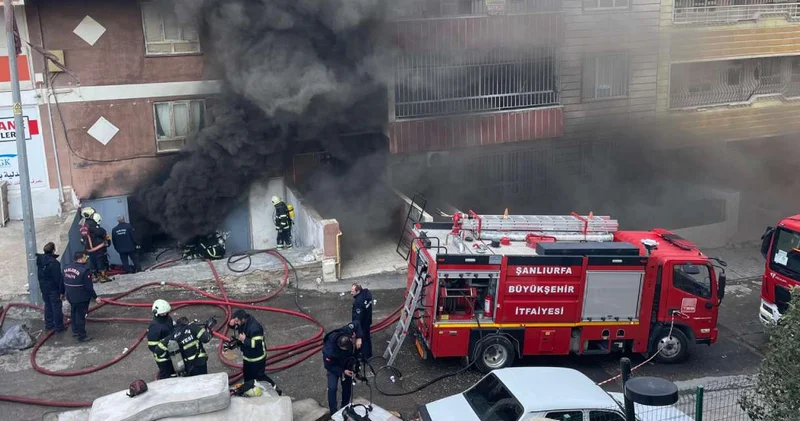 Şanlıurfa da yatak deposunda yangın!