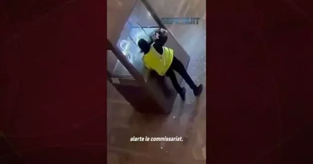 Dünyanın konuştuğu Fransa daki Louvre soygununun yeni görüntüleri ortaya çıktı