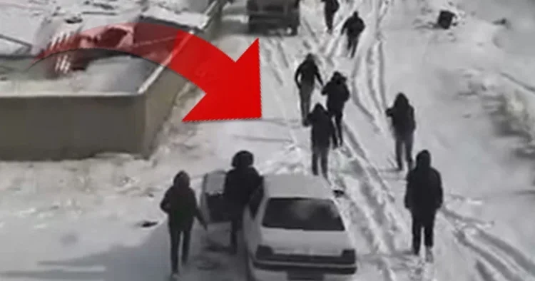 Arazide pes dedirten eğlence 10 kişiydiler... Drone kamerasını görünce böyle kaçıştılar