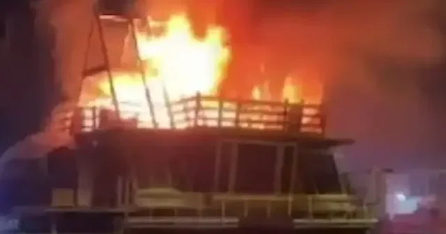 Avcılar’da ahşap atölyesi alev alev yandı VİDEO İZLE