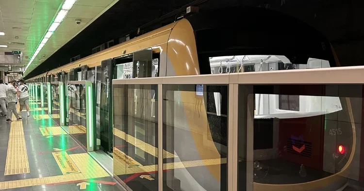 Metro İstanbul duyurdu: M5 hattı iki gün hizmet vermeyecek