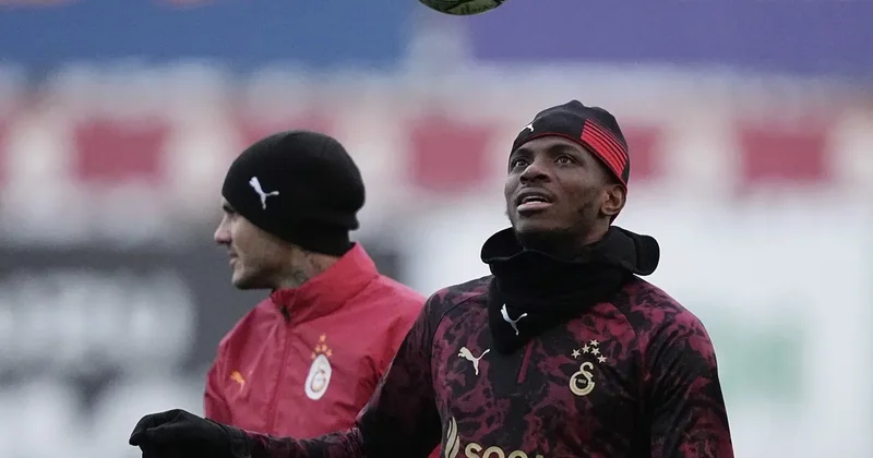 Victor Osimhen geri döndü