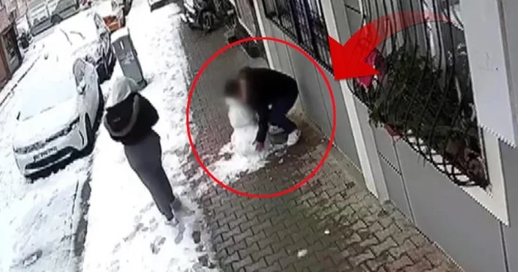 Küçükçekmece de çocukların yaptığı kardan adamı götürdü