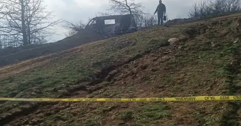 İzmir de gizemli ölüm! Aracında yanmış halde bulundu... Aileden şoke eden iddia
