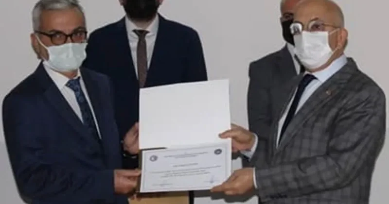 Sahte diplomayla hademelikten bilgi işlem koordinatörlüğüne yükselmişti! Hademe gözaltına alındı