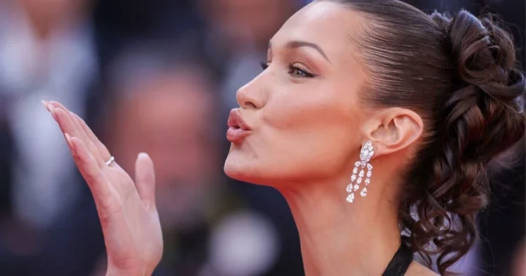 Bella yine kendini tutamadı: Nasıl olsa çok parası var, istediği gibi konuşuyor: Hala utanmıyorlar!