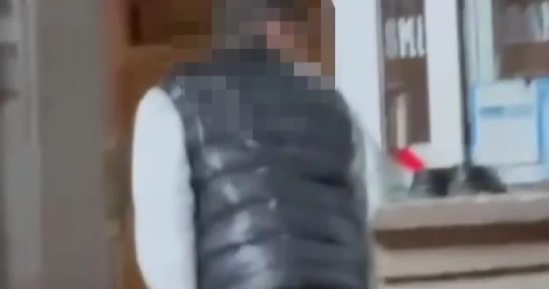 Son dakika: O anlar kamerada! Kayseri de Ramazan ın ilk teravihinde camiye torpil attı... Yakalandı! Son dakika haberleri