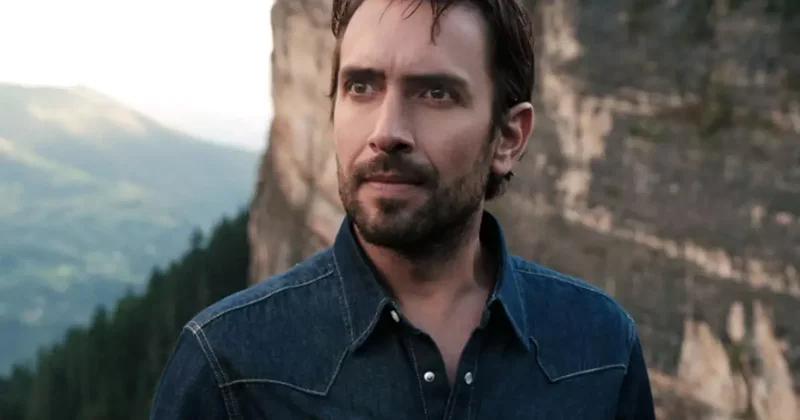 Oyuncu Ulaş Tuna Astepe anne ve babasız büyüdüğünü duygulanarak anlattı