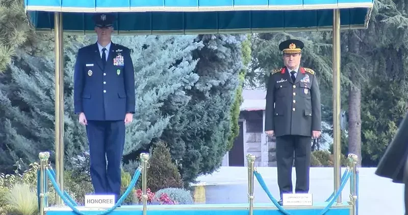 Genelkurmay Başkanı Bayraktaroğlu, Avrupa Müttefik Kuvvetleri Yüksek Komutanı Grynkewich ile görüştü