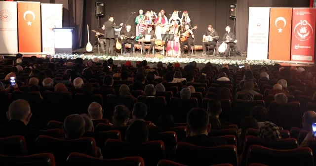 Çocuklardan duygu dolu türkü konseri Erzurum Haberleri