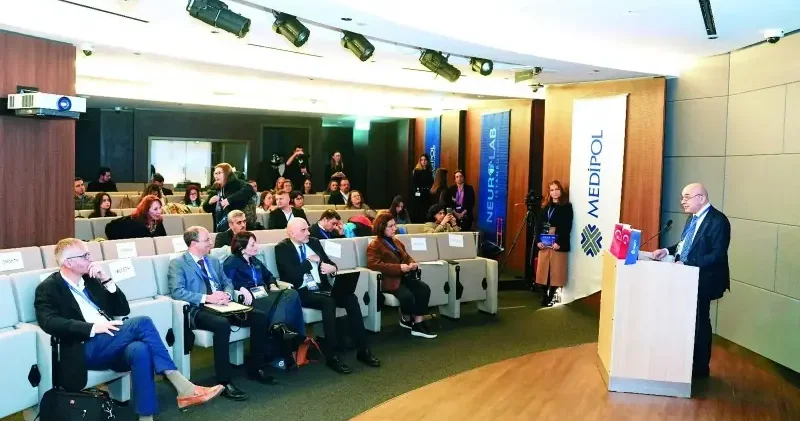 14 ülkeden beyin cerrahı İstanbul’da Sağlık Haberleri