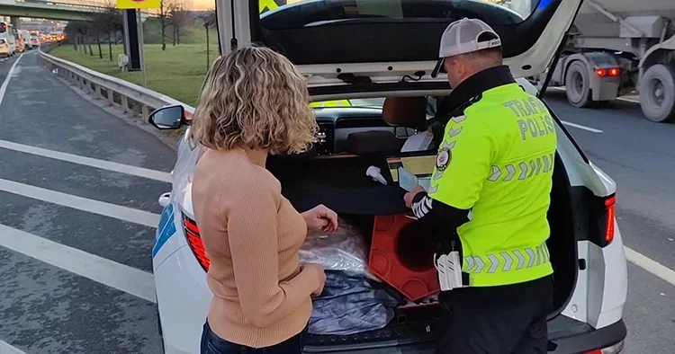 Uyanık sürücülere geçit yok! İstanbul da trafik ekipleri denetimleri sıklaştırdı