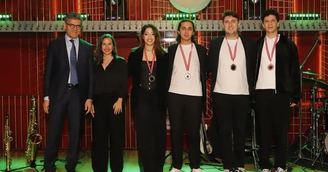 İletişim Bilimleri Fakültesi öğrencileri dereceyle döndü Eskişehir Haberleri