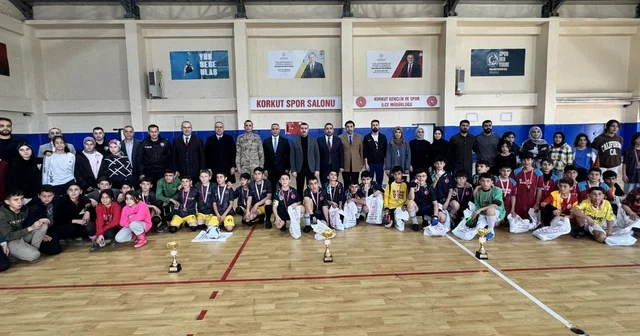 Korkut ta düzenlenen okullar arası futsal turnuvası sona erdi Muş Haberleri