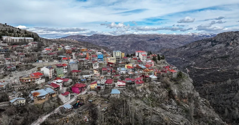 7 bin nüfuslu ilçede herkes yaşlı... Belediye yardım etmese durumları vahim! Sözcü Gazetesi