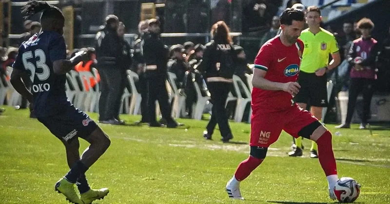 TRT spikerinin Sarıyer Amed maçındaki yorumu sosyal medyayı ayağa kaldırdı Sözcü Gazetesi