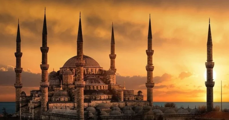 RAMAZAN İMSAKİYESİ İL İL 2026 İlk iftar saat kaçta, teravih namazı ne zaman kılınacak? Ankara, İzmir, İstanbul il il iftar saati