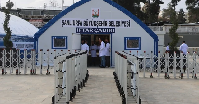 Şanlıurfa da binlerce kişi iftarda buluşuyor Şanlıurfa Haberleri