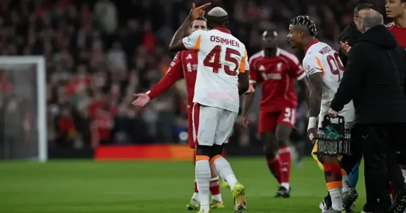 Galatasaray a büyük şok! Osimhen ve Lang dev maça devam edemedi