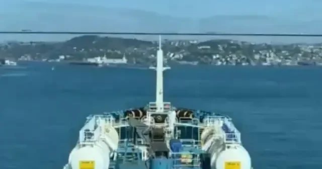 Gemiler Boğaz dan nasıl geçiyor? VİDEO İZLE