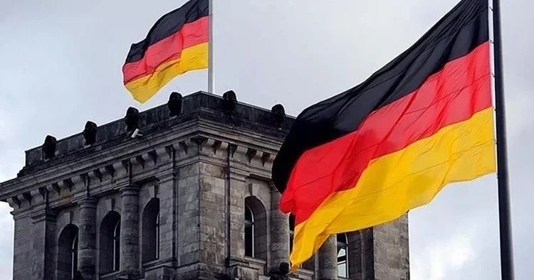 Berlin de baba katiline 10 yıl hapis