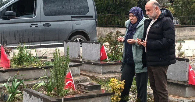 Depremzedeler arife gününde yakınlarının mezarlarını ziyaret etti Gaziantep Haberleri