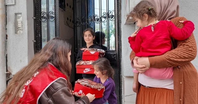 Başkan Yetişkin den çocuklara bayram hediyesi Aydın Haberleri