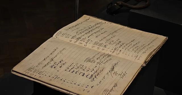 Elazığ sergilenen Osmanlı dönemi veresiye defteri geçmişe ışık tutuyor Elazığ Haberleri