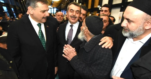 Bakan Çiftçi ve Bakan Tekin, Erzurum da 4 bin kişiyle iftarda buluştu Erzurum Haberleri