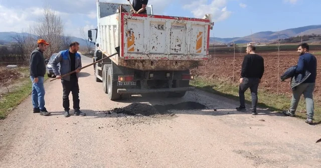 Almus ta grup yollarında yama çalışmaları başladı Tokat Haberleri
