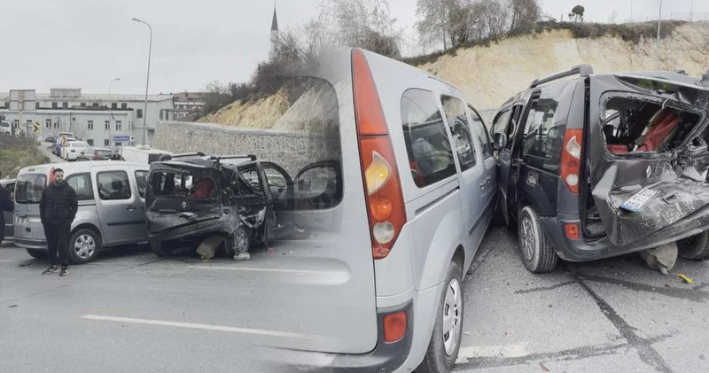 4 araç birbirine girdi! Zincirleme kazada 6 yaralı