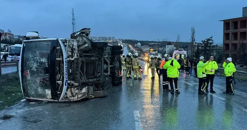 İstanbul da bayram arifesinde kaza: Bir ölü dokuz yaralı İstanbul Haberleri