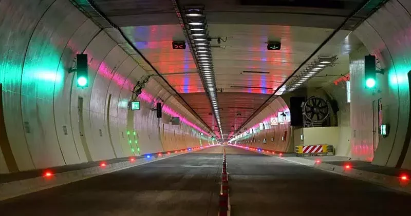 Türk şirketin inşa ettii Slovenya ile Avusturya’yı birbirine bağlayan tünel trafiğe açıldı