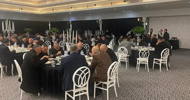 Bursa da silahlı kavganın tarafları ‘barış yemeği’ ile husumete son verdi