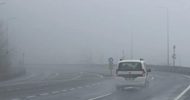 Bolu Dağı nda sis ve yağış etkili oluyor Düzce Haberleri