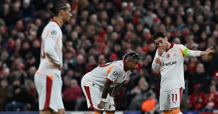 Galatasaray ın Liverpool a yenildiği maç sonrası sert eleştiri! Elenebilirsin ama böyle değil! Okan Buruk haksızlık yaptı