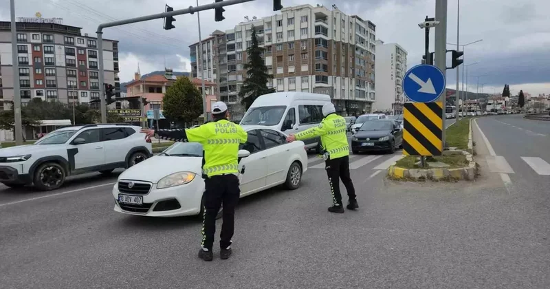Balıkesir’de arife günü trafik yoğunluğu